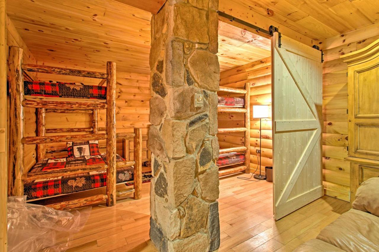 Deluxe Family With Fire Pit And Pool Access! *